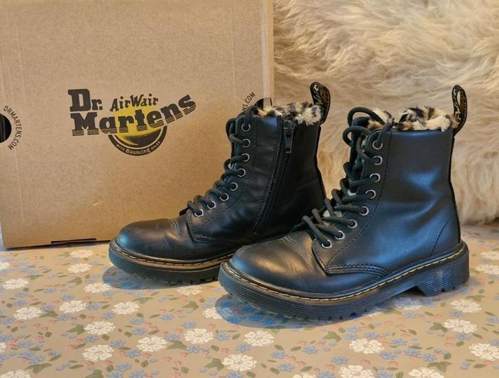 Dokter martens zwart maat 29, Kinderen en Baby's, Kinderkleding | Schoenen en Sokken, Zo goed als nieuw, Laarzen, Jongen of Meisje