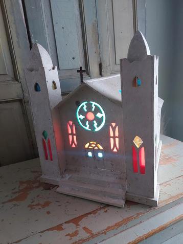 Antieke kerk houten maquette kerst kerk  beschikbaar voor biedingen