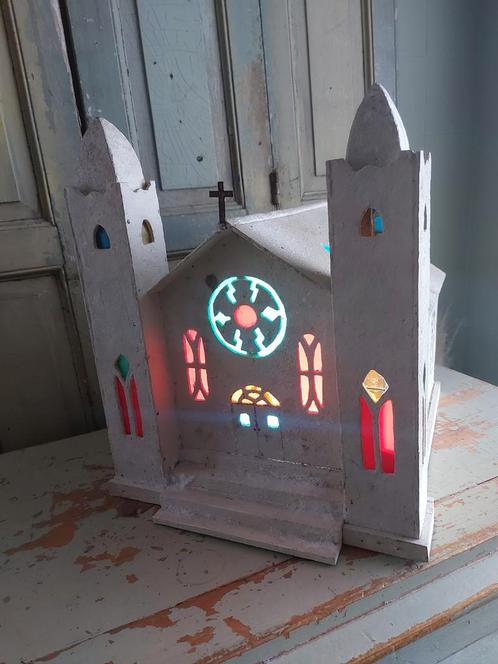 Antieke kerk houten maquette kerst kerk, Antiek en Kunst, Curiosa en Brocante, Ophalen