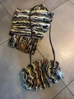 Bont sjaal met mof, Ophalen of Verzenden, Zo goed als nieuw, Maat 46/48 (XL) of groter, Sjaal