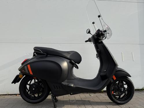 Vespa Sprint 45 km elettrica, Fietsen en Brommers, Scooters | Vespa, Gebruikt, Elektrisch, Ophalen of Verzenden