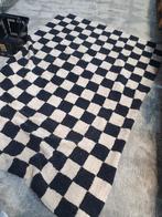 Zwart/wit retro vloerkleed, Ophalen of Verzenden, Minder dan 10 m², Zwart, Tapijt