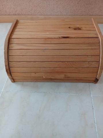 Houten Ikea broodtrommel, 40 cm breed, 26 cm diep, 17 hoog beschikbaar voor biedingen