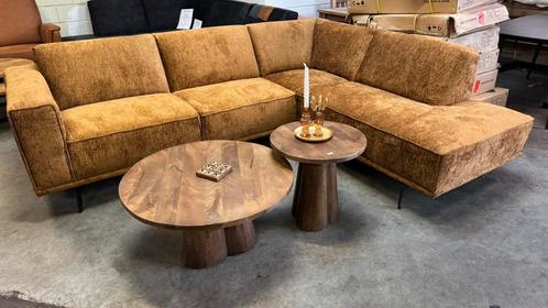 Hoekbank cognac / okergeel opruiming !!, Huis en Inrichting, Banken | Complete zithoeken, Nieuw, Ophalen of Verzenden