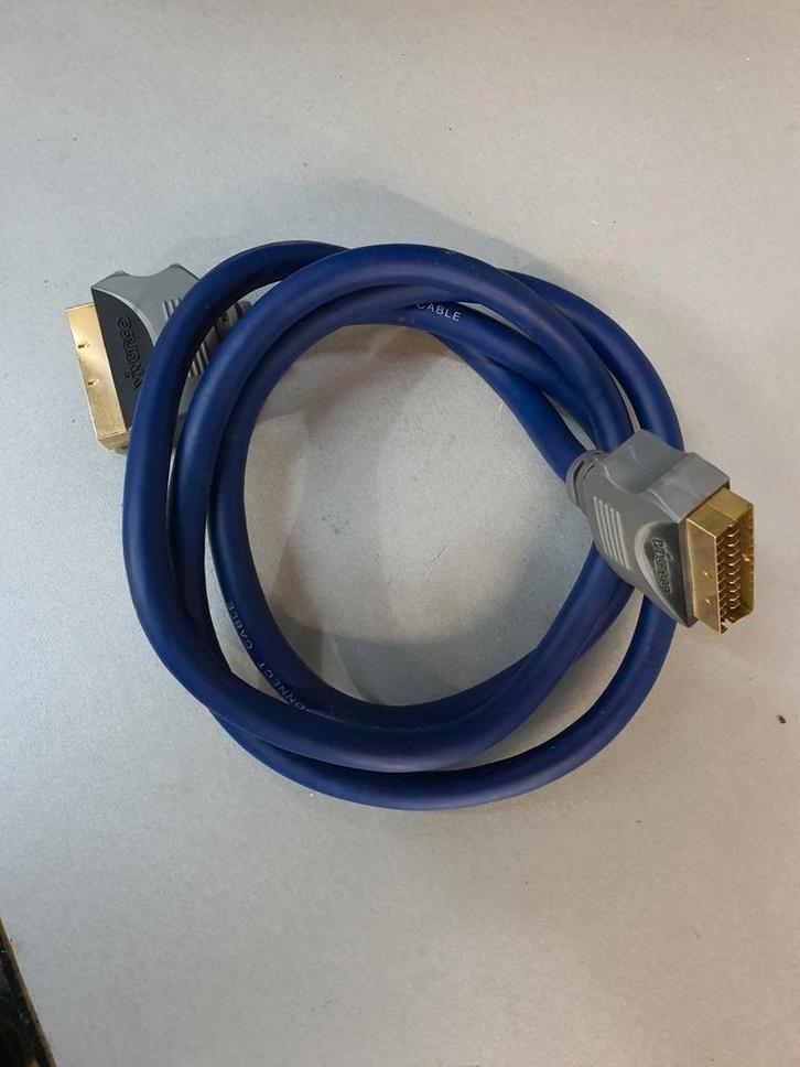 Blauwe SCART Kabel - Hoge Kwaliteit, Verguld, Audio, Tv en Foto, Audiokabels en Televisiekabels, Zo goed als nieuw, Scartkabel