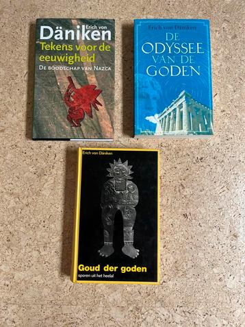 Erich von Däniken - 3 Boeken beschikbaar voor biedingen