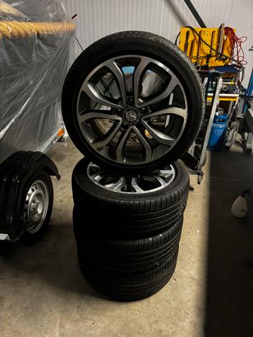 Mercedes Lichtmetalen Velgen 17 Inch W205 C-Klasse beschikbaar voor biedingen