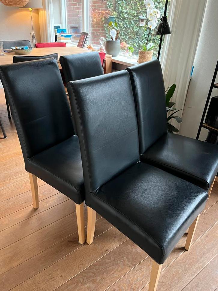 Set van 4 stijlvolle eetkamerstoelen te koop., Huis en Inrichting, Stoelen, Zo goed als nieuw, Vier, Leer, Zwart, Ophalen