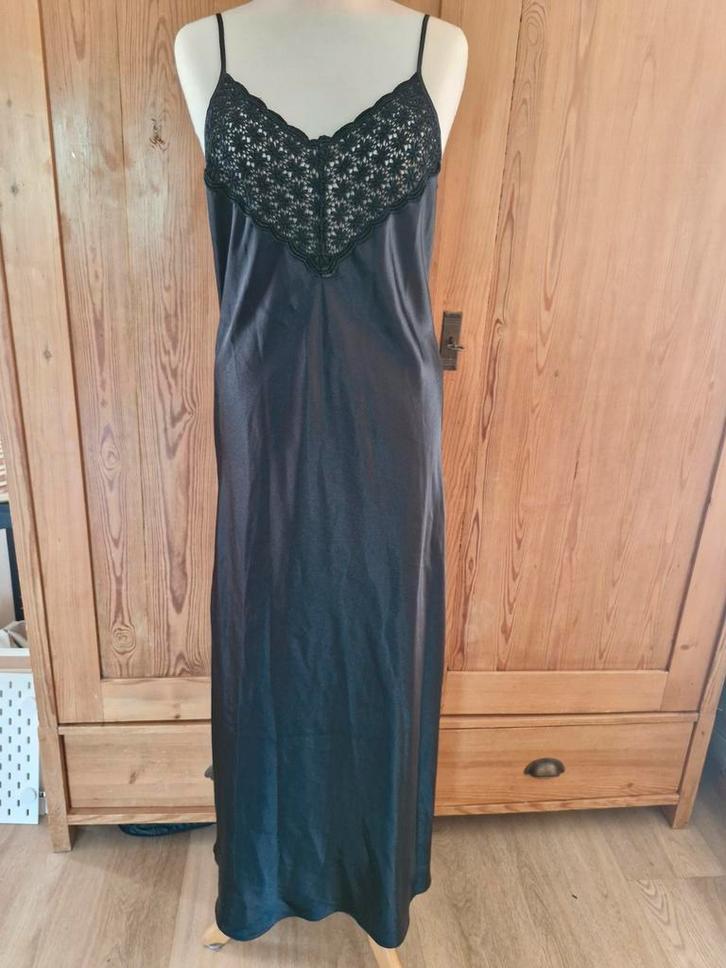 Vintage Florente slip dress lange jurk zwart mt M zgan, Kleding | Dames, Jurken, Zo goed als nieuw, Maat 38/40 (M), Zwart, Onder de knie