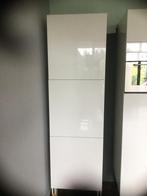Twee IKEA kasten wit, Platsa?, Kunststof, Met deur(en), Zo goed als nieuw, Strak modern. Hout met fineer bekleed, glas wit.