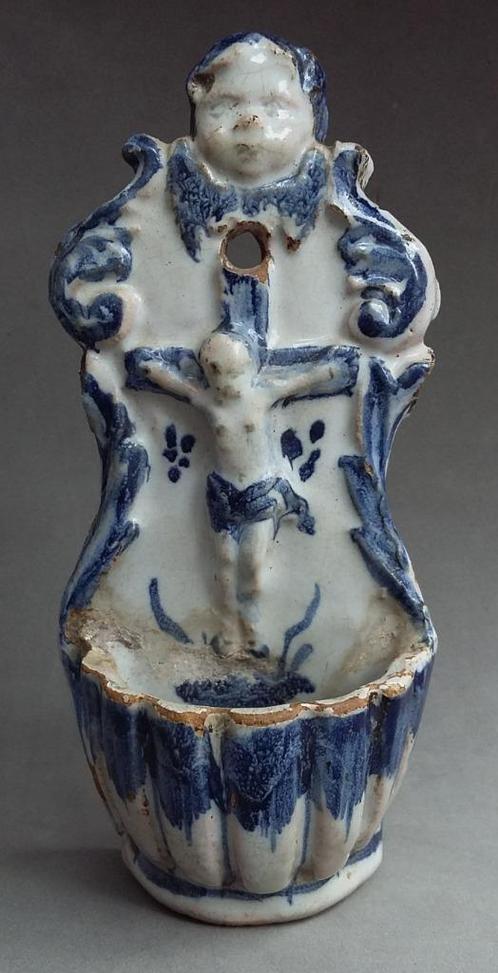 Om 1675 - 1725 Faience Wijwaterbak Wijwater Bak Wijwatervat, Antiek en Kunst, Antiek | Keramiek en Aardewerk, Ophalen of Verzenden