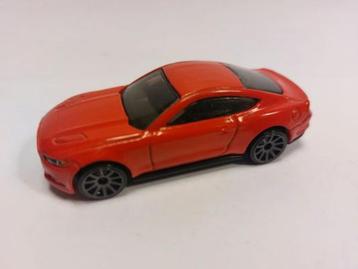 Ford Mustang helder rood GT 2015 Hot Wheels 3 inch 1 op 64 beschikbaar voor biedingen