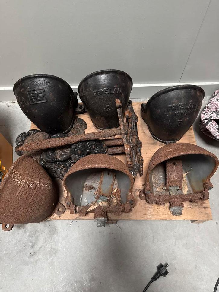 Antieke Muurankers & Drinkpotten, Antiek en Kunst, Antiek | Gereedschap en Instrumenten, Ophalen