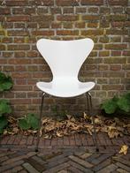 Zes originele Arne Jacobsen vlinderstoelen wit Fritz Hansen, Ophalen, Zo goed als nieuw, Wit, Vijf, Zes of meer stoelen