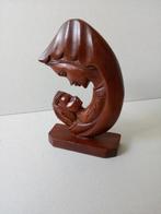 Houtsnijwerk. Vintage. Maria/Moeder met kind., Ophalen of Verzenden