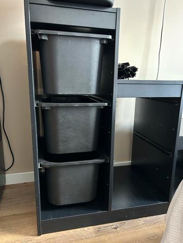 Zwarte IKEA Trofast kast met bakken beschikbaar voor biedingen
