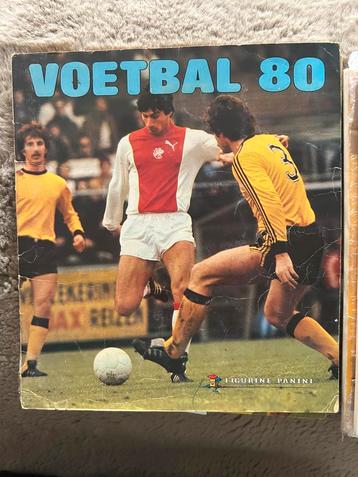 384 GEZOCHT*** Sticker voetbal 80 #384 GEZOCHT *** beschikbaar voor biedingen