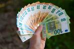 Lening, Diensten en Vakmensen, Geld en Leningen