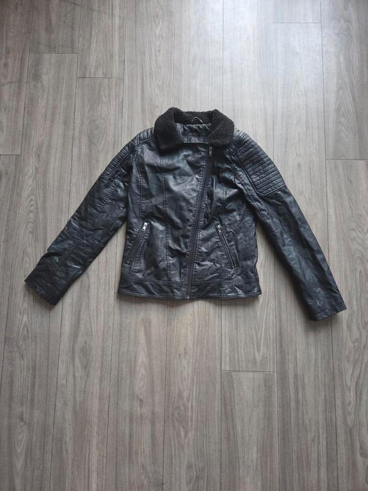 Zwarte leren jas van de C&A in maat 164, Kinderen en Baby's, Kinderkleding | Maat 164, Zo goed als nieuw, Meisje, Jas, Ophalen of Verzenden