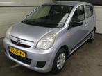 Daihatsu Cuore 1.0 Trend - Stuurbekrachtiging - 5deurs - APK, Te koop, Zilver of Grijs, Benzine, Cuore