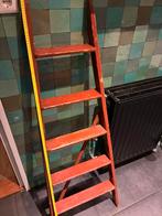 Houten ladder , decoratie, handoeken rek, ossenrood, 4 trede, Ophalen of Verzenden, Gebruikt