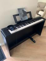 Digitale piano Yamaha, Muziek en Instrumenten, Piano's, Ophalen, Gebruikt, Zwart, Digitaal