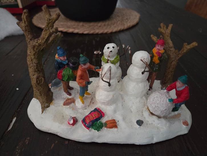 Lemax Kersttafereel Kinderen in Sneeuw, Diversen, Kerst, Zo goed als nieuw, Ophalen