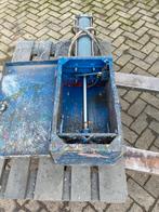 Blikkenpers 5ltr blikken, Ophalen, Gebruikt