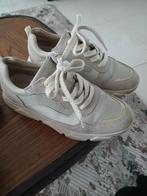 Schoen van Nelson, Kleding | Dames, Schoenen, Ophalen, Zo goed als nieuw, Beige, Sneakers of Gympen