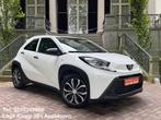 Toyota Aygo X 1.0 VVT-i MT Premium CarPlay Airco Cruise/Adap, Voorwielaandrijving, Gebruikt, 4 stoelen, Wit