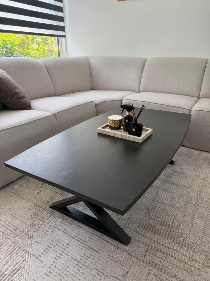 Salontafel zwart eiken met stalen frame, Huis en Inrichting, Tafels | Salontafels, Zo goed als nieuw, Minder dan 50 cm, 50 tot 100 cm