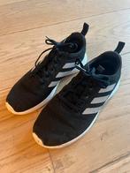 Gymschoenen maat 33 met witte zool adidas, Ophalen of Verzenden, Zo goed als nieuw, Schoenen