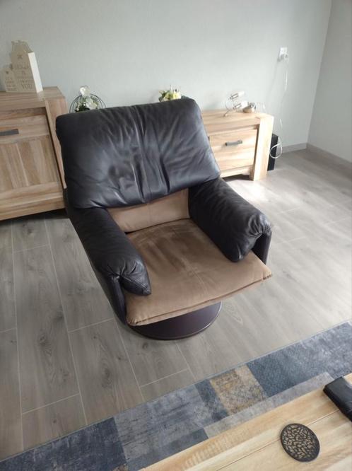 Leolux draai- en relaxfauteuil, Huis en Inrichting, Fauteuils, Gebruikt, Leer, Stof, Ophalen