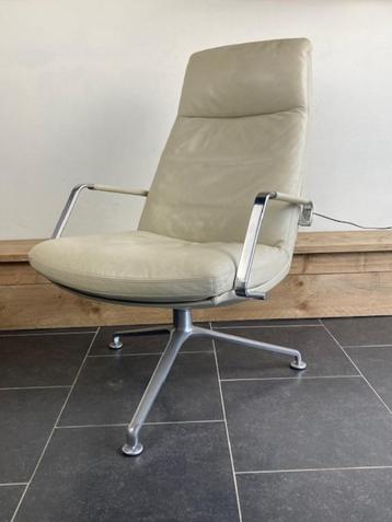 Walter Knoll , Fabricius en Kastholm FK86 fauteuil, wit leer beschikbaar voor biedingen