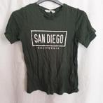 Stoer donkergroen t-shirt. Mt 134/140. merk H&M, ., Ophalen of Verzenden, Zo goed als nieuw, .