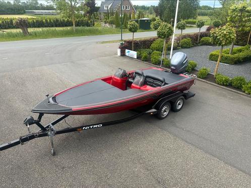 Veelzijdige visboot/speedboot compleet met motor en trailer, Watersport en Boten, Vis- en Consoleboten, Zo goed als nieuw, 70 pk of meer