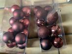 Grote set kerst ballen / slingers / strik, Diversen, Kerst, Ophalen, Zo goed als nieuw