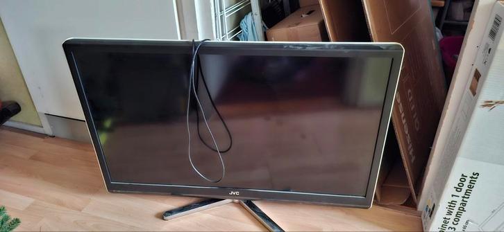 JVC TV met afstandsbediening, Audio, Tv en Foto, Televisies, Gebruikt, 80 tot 100 cm, HD Ready (720p), Overige merken, Ophalen