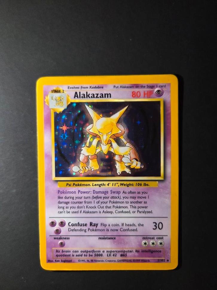 Alakazam Base holo 1/102 Pokemon, Hobby en Vrije tijd, Verzamelkaartspellen | Pokémon, Zo goed als nieuw, Booster, Foil, Ophalen of Verzenden