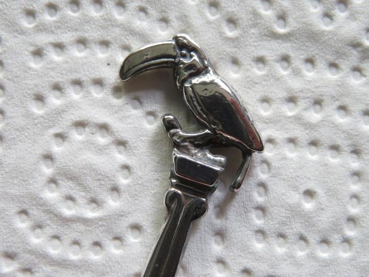 Lepeltje Toekan / Vogel in 3D, Verzamelen, Porselein, Kristal en Bestek, Nieuw, Bestek, Overige materialen, Verzenden