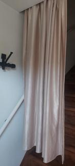 Beige gordijn met plooi, Beige, Zo goed als nieuw, 150 tot 200 cm, 50 tot 100 cm