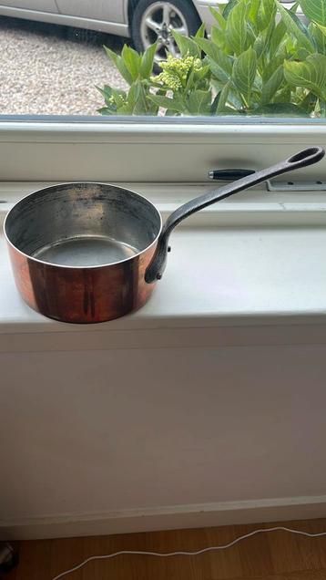 Koperen steel pannetje 16 cm Villedieu -made in france- beschikbaar voor biedingen
