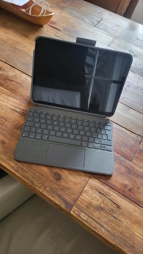 Ipad 10th gen. 64gb, Met Logitech Combi touch, Computers en Software, Apple iPads, Zo goed als nieuw, Apple iPad, 11 inch, 64 GB
