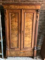 Antieke houten servieskast / kledingkast, Ophalen