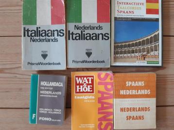 Leuk bundeltje boeken (t.e.a.b.): TAAL & WOORDENBOEKEN beschikbaar voor biedingen