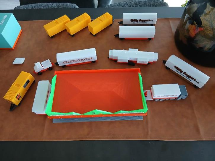 Woonwagens, Pakwagens, Kassawagen, Autoscooter op schaal, Hobby en Vrije tijd, Modelbouw | Auto's en Voertuigen, Nieuw, Overige typen