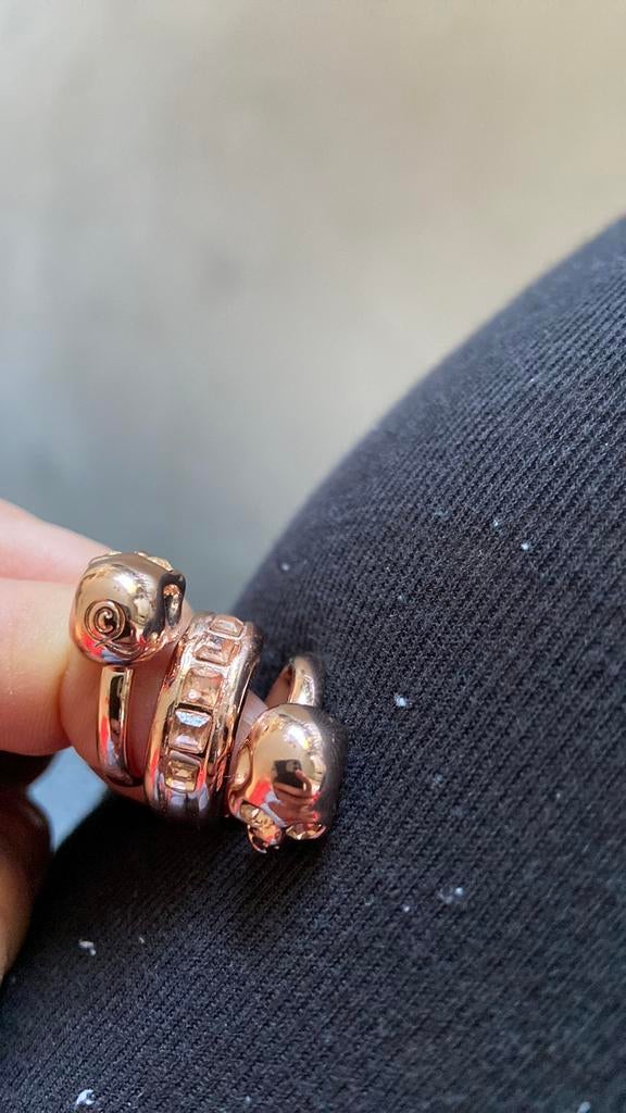 Alexander McQueen ring skull rose goud maat 15, Sieraden, Tassen en Uiterlijk, Ringen, Ophalen of Verzenden, Dame, Goud, Kleiner dan 17