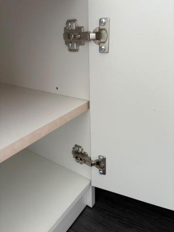 Ikea bureau Malm wit 140x65cm - afbeelding 2