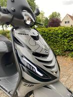 Piaggio Zip iget E5 RS Nardo Grey 45km brom nieuw, Fietsen en Brommers, Scooters | Piaggio, Zip, Nieuw, Meevaltrading@gmail.com