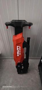 HILTI DX 9-ENP, Doe-het-zelf en Verbouw, Gereedschap | Zaagmachines, 70 mm of meer, Ophalen of Verzenden, Zo goed als nieuw, Afkortzaag